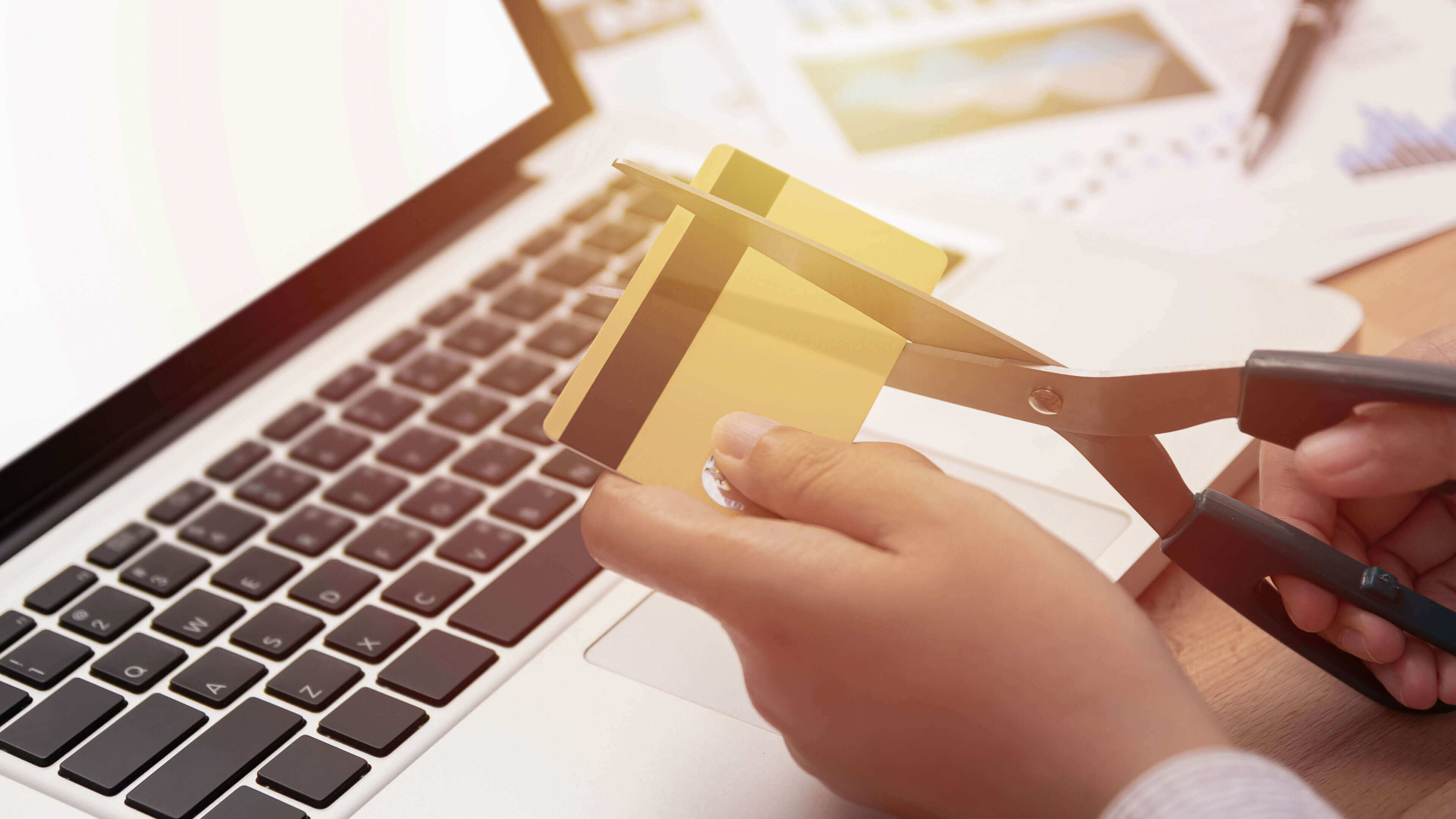 Cancela tu Tarjeta Santander Sin Afectar tu Buró de Crédito