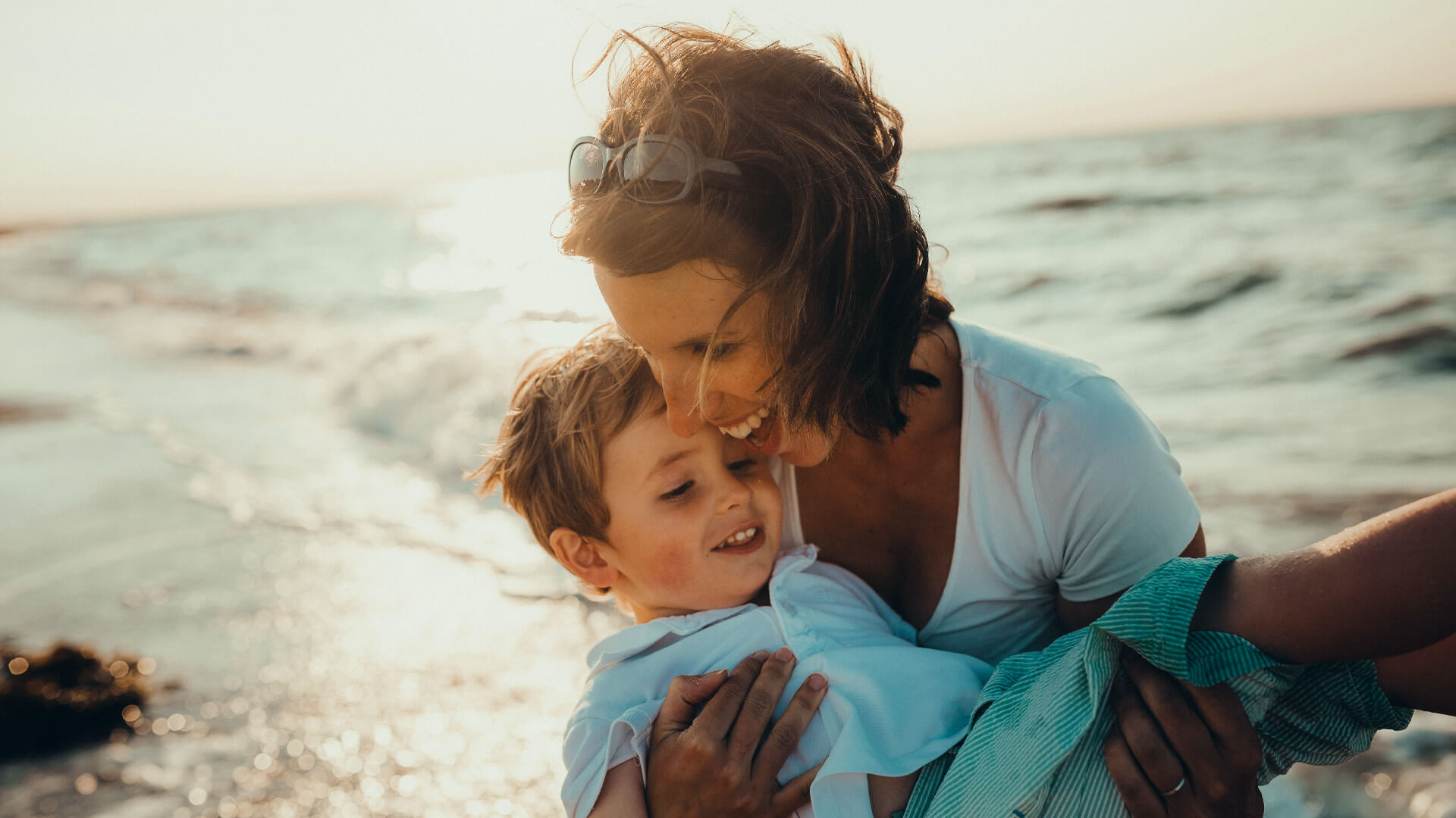 Seguro Vida Mujer de Seguros Monterrey: Protección y Plan de Ahorro | Opiniones